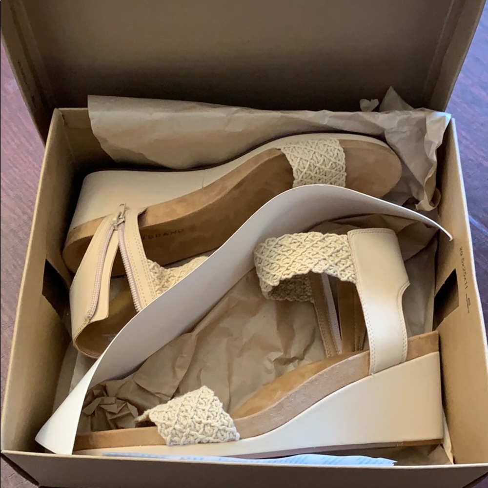 Lucky Brand Wedge Sandals